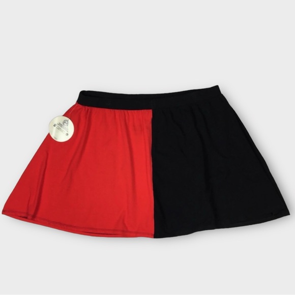 Loot Crate Exclusive Harley Quinn DC Comics Skirt Size Medium - Picture 2 of 9